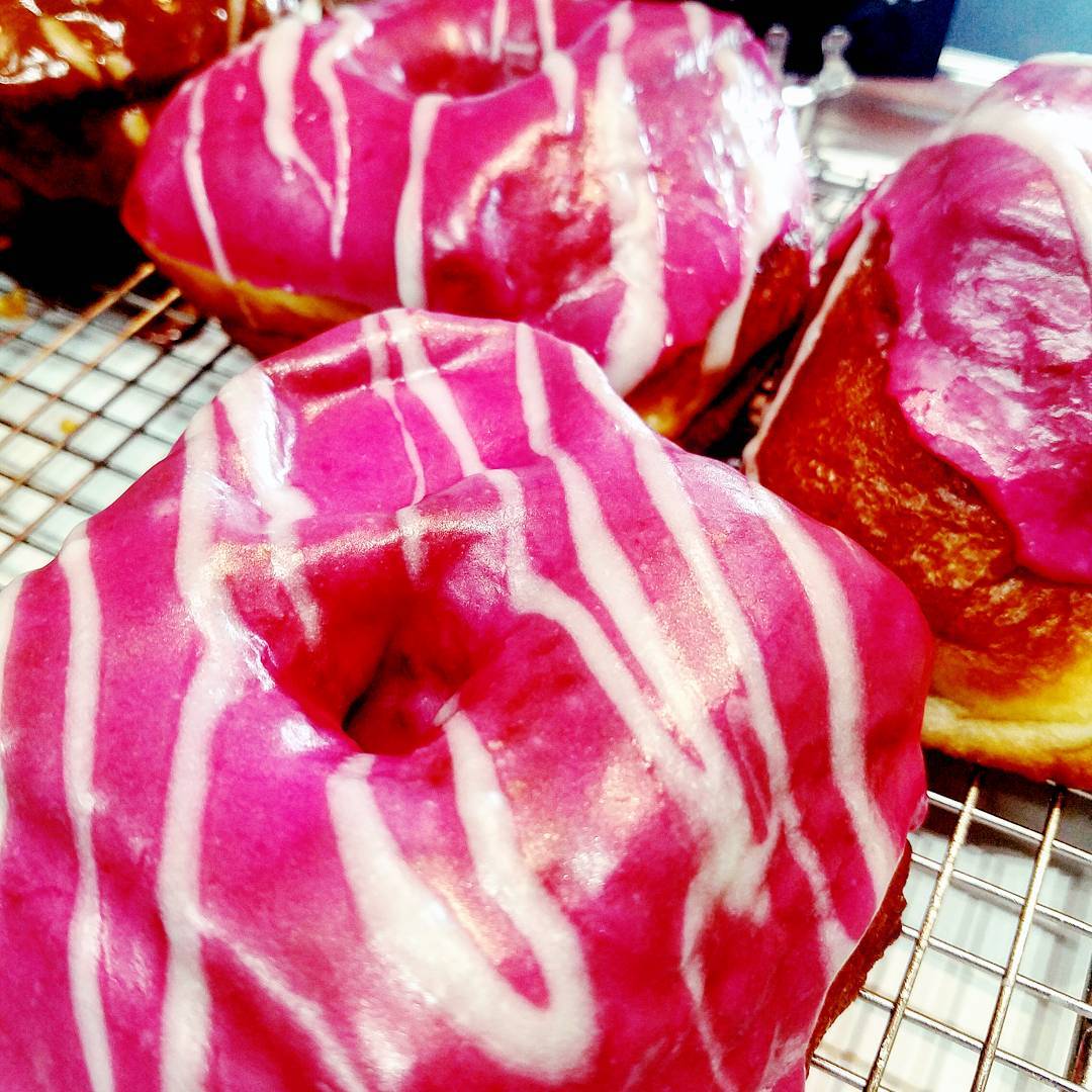 Pricy Pear with tart Lime drizzle…perfect summer doughnut 😍 Open til 1pm! @bellekitchenokc @bellekitchendd #doughnut #doughnuts #donut #donuts #okc #fresh #real #handmade #eeeeeats #f52grams #instagram #warm #bonappetit #buzzfeed #travelchannel #keepitlocalok #huffpostgram #huffposttaste #zagat #bellekitchen #insta #food #foodie #foodandwine #foodchannel #foodnetwork