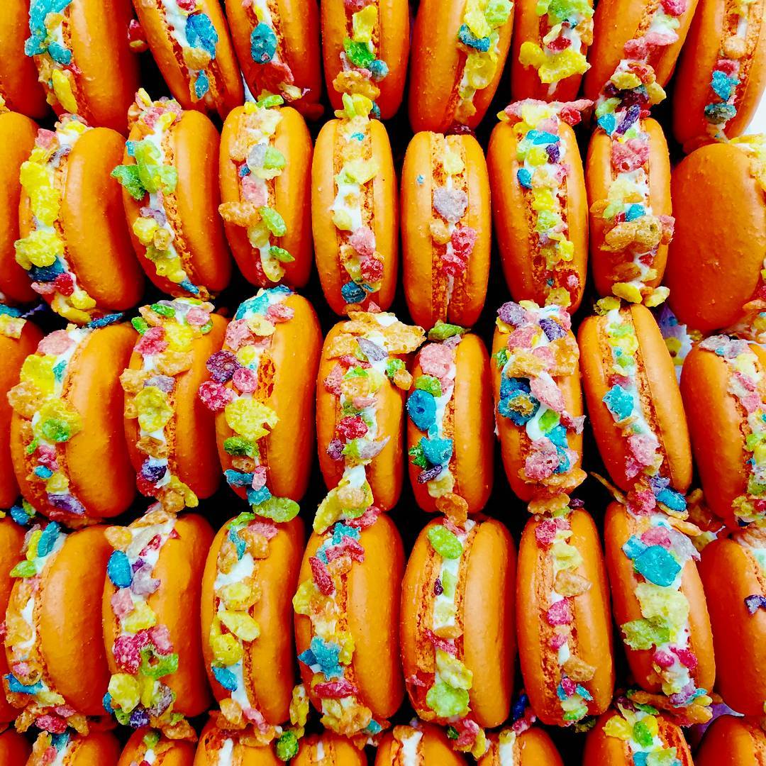 Fruity Pebbles Macarons 🍍🍓🍍🍓🍍🍓🍍🍓🍍🍓🍍🍓🍍🍓🍍 @bellekitchenokc @bellekitchendd #macaron #macarons #fruitypebbles #color #bellekitchen #keepitlocalok #oklahomawedding #saveur #travelchannel #instagram #insta #pic #pretty #instagood #yum #yummy #yes #foodporn #eeeeeats #f52grams #insta #instagood #pic #picoftheday #igers #beautiful #foodpics #foodie #food