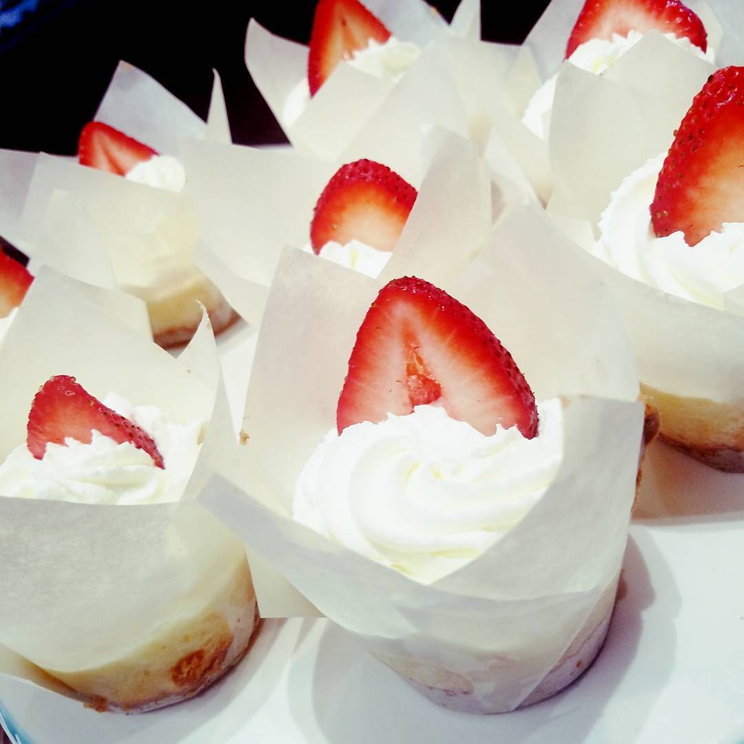 Happy Birthday!!! Thanks so much to @doddsalon 😍 @bellekitchenokc #pastry #cheesecake #fresh #whippedcream #strawberries #okc #real #love #beautiful #foodpics #foodie #yummy #yes #foodporn #eeeeeats #f52grams #instagram #bonappetit #buzzfeed #travelchannel #nom #keepitlocalok #insta #pic #pretty #bellekitchen