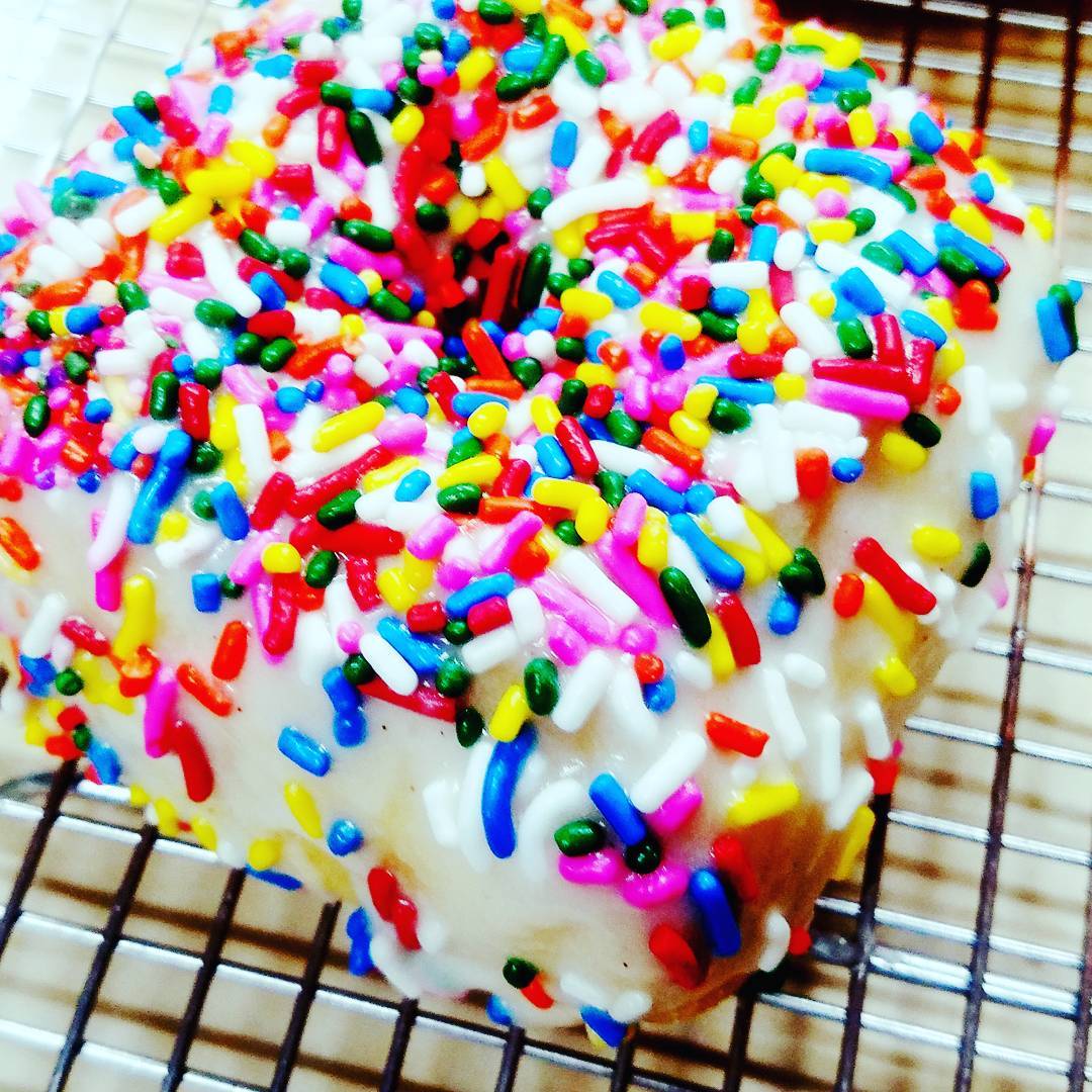 Time to get your Sprinkle on!!! Open Today til 1pm 😊 @bellekitchenokc #doughnut #doughnuts #donut #donuts #sprinkles #okc #fresh #real #handmade #eeeeeats #f52grams #instagram #warm #bonappetit #buzzfeed #travelchannel #keepitlocalok #zagat #bellekitchen #saveur #food #foodie #insta #pic #pretty #instagood