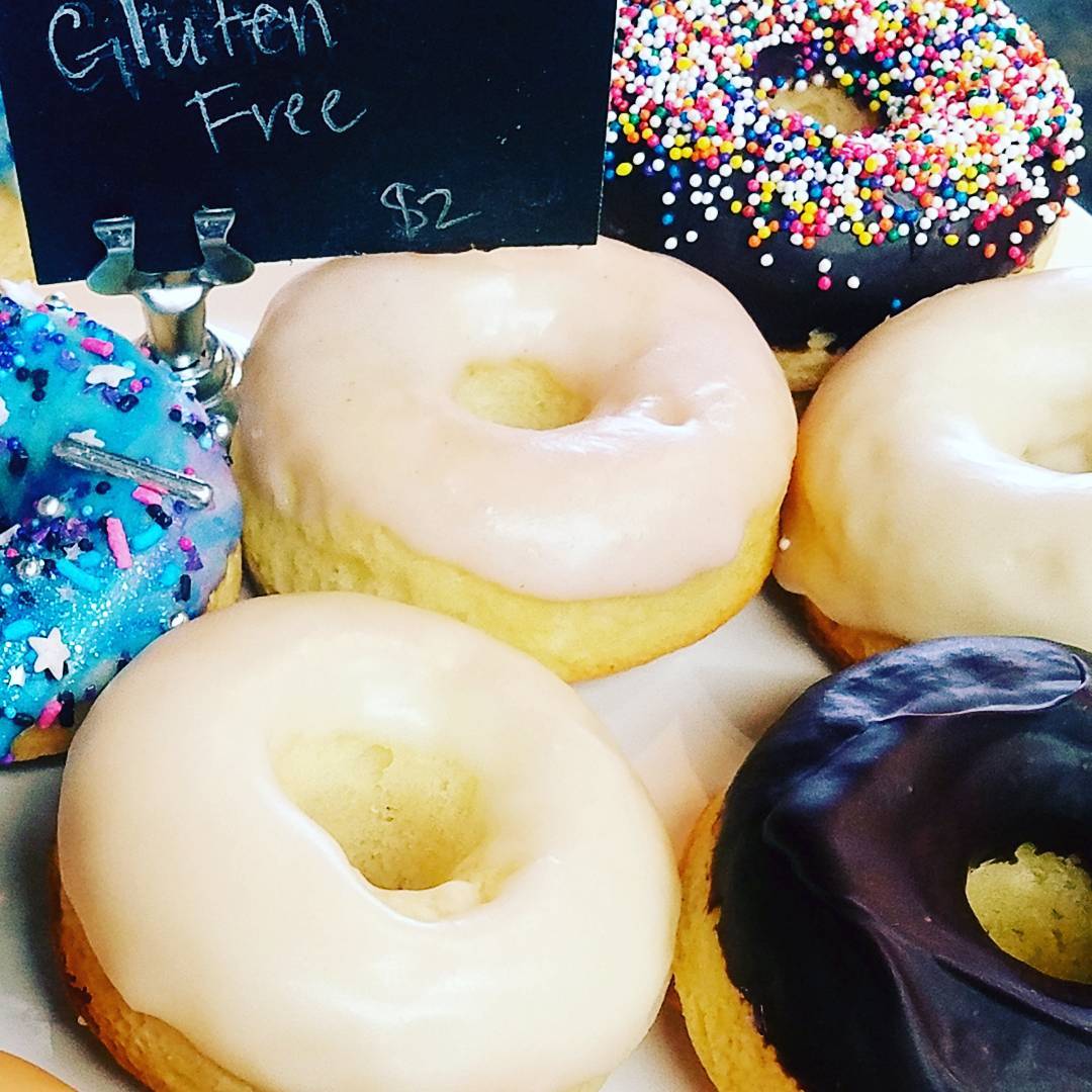 Gluten Free in all the Belle flavors!  Preorder 405 430 5484 🍩 Open 7:30 to. 5pm 
@bellekitchenokc @bellekitchendd #doughnut #doughnuts #donut #donuts #glutenfree #yum #glutenfreeokc #foodie #instagood #instafood #okc #visitokc #keepitlocalok #okcmoms