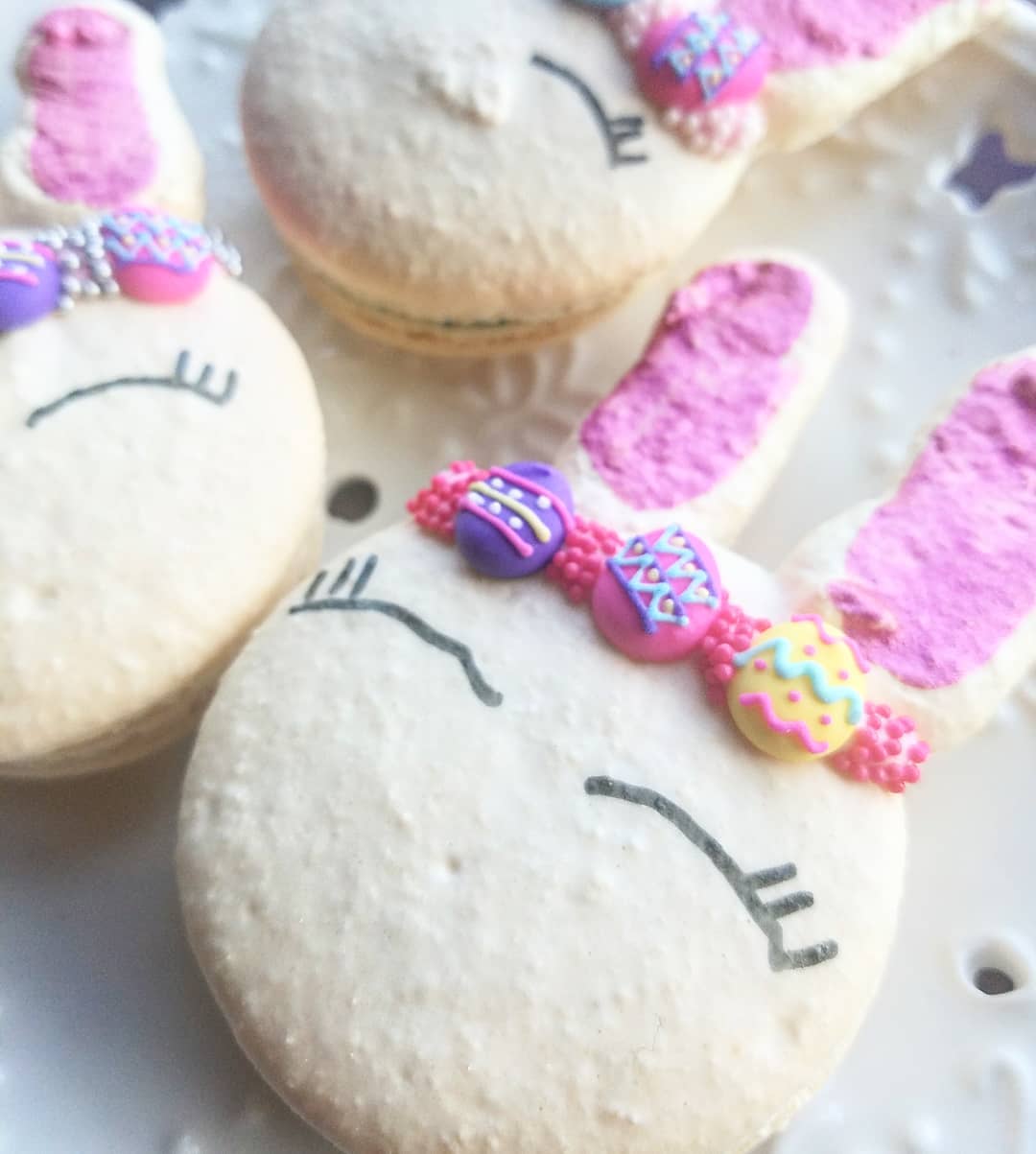 Bunni-corns, Uni-buns, Bunni-macs…or just CUTE!
🐰
Available now or by pre-order for Easter 405 430 5484
🐰
@bellekitchenokc #macaron #macarons #bunny #bunnies #food #foodie #foodporn #instafood #instagood #easter #bunniesofinstagram #yum #keepitlocalok #pastry #dessert #okcmoms #donutscookiesandcream #cute #beautiful #bellekitchen