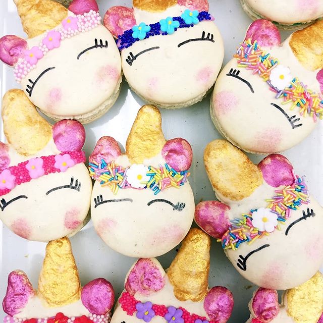Magic @ Belle’s
🦄
@bellekitchenokc #macaron #macarons #unicorn #unicorns #pastry #magic #magical #glitter #sprinkles #yum #yummy #nomnom #nom #food #foodie #foodporn #instafood #instagood #f52grams #zagat #beautiful #bellekitchen
